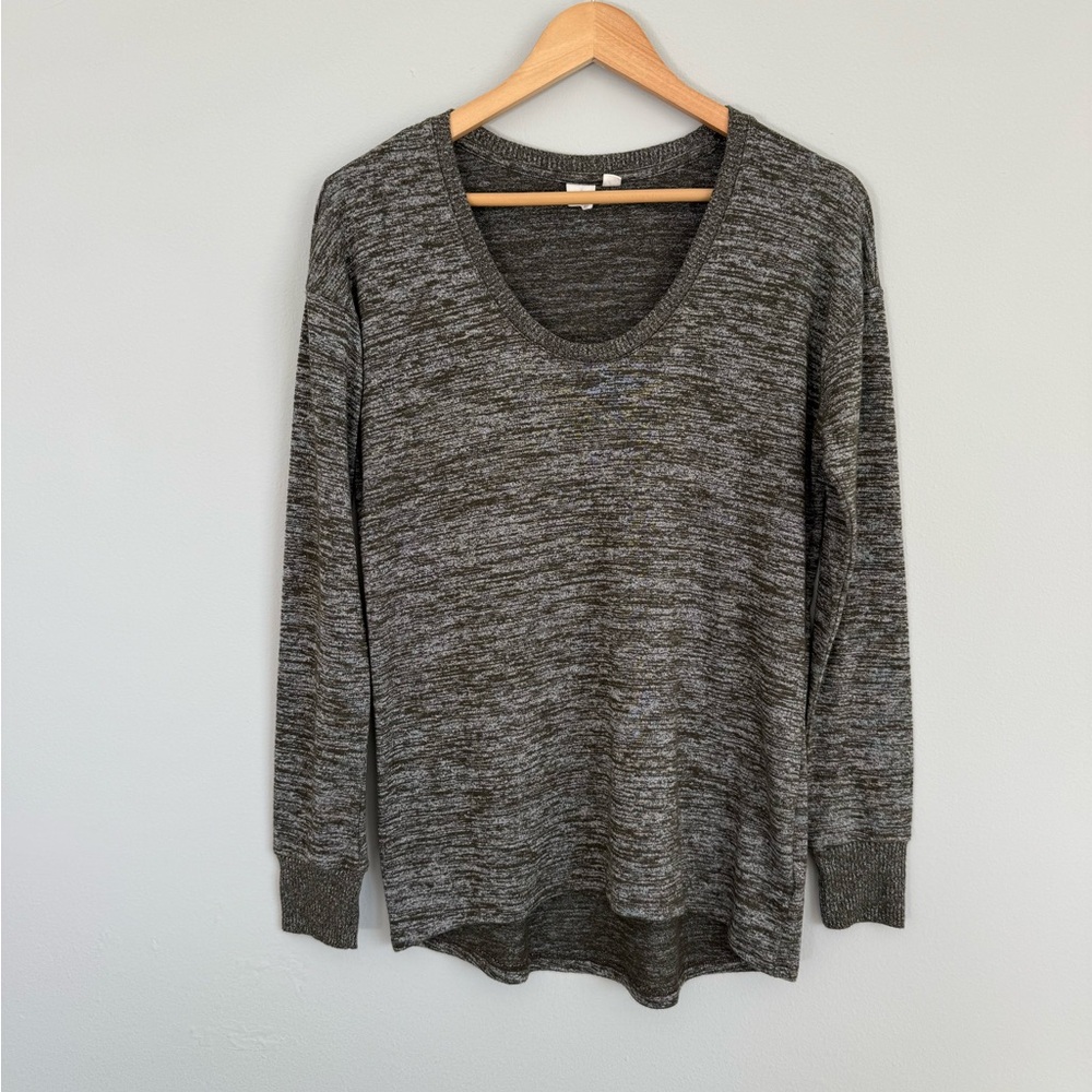 GAP Heather Gray Knit Sweater Top